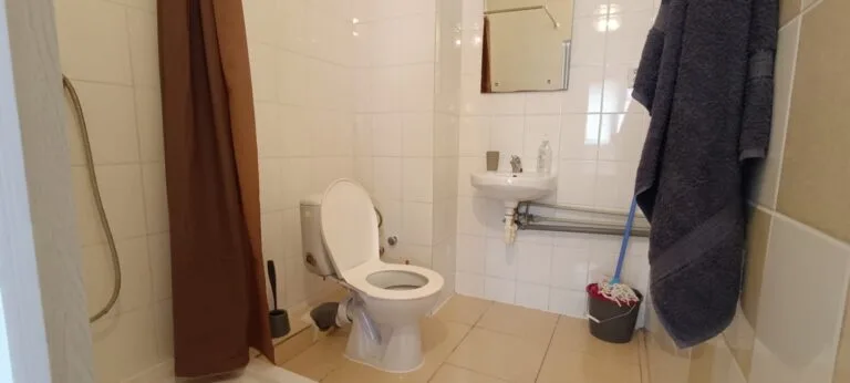 13b21849-045d-44d0-a2f1-729ff84a94d6