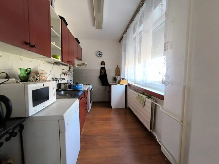 1dce282e-2cb0-4cc4-8820-e83164489a92