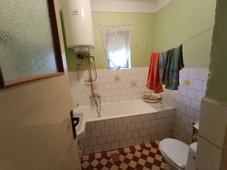 2d7f32ab-73d4-4dd9-bf96-5551848c3184