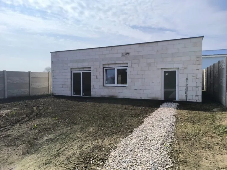 83bf798e-3c6f-4fdb-b116-a674106a9565