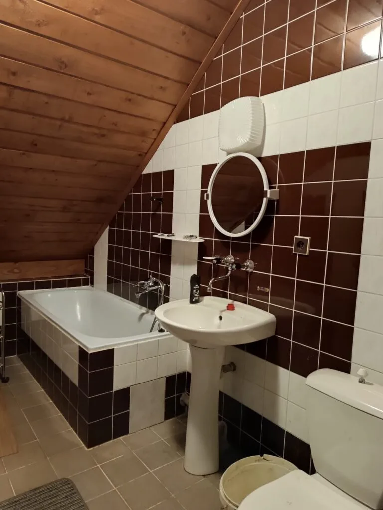 d7b41cf4-78ea-484b-bcda-04ab573679bb